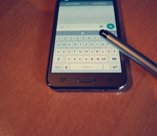 Auto-reply WhatsApp Messages